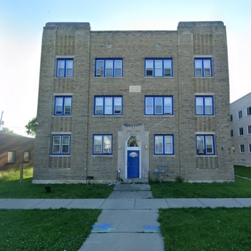 TEUTONIA APARTMENTS